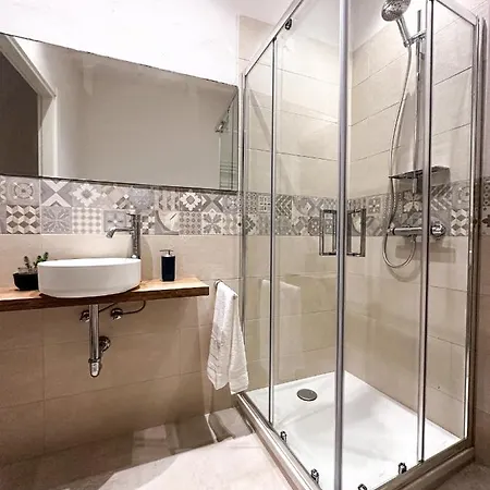 A 2 Passi Bed and breakfast Faenza