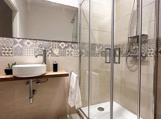 A 2 Passi B&B 파엔차